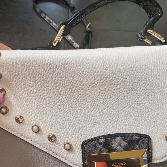 Topical Couture 'Snake' Handbag - Picture 7 of 9